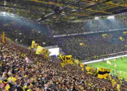 Relive the thrilling faceoff between Manchester United and Borussia Dortmund. Detailed analysis, player stats, and insights on star performers Jadon Sancho and Marcel Sabitzer. For comprehensive football reports, stay with us.